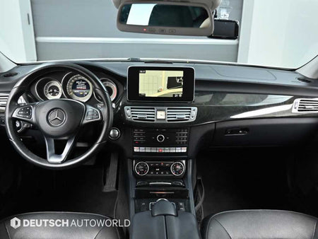 Mercedes-Benz CLS-Class — photo 08