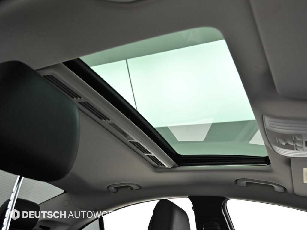 Mercedes-Benz CLS-Class — photo 12