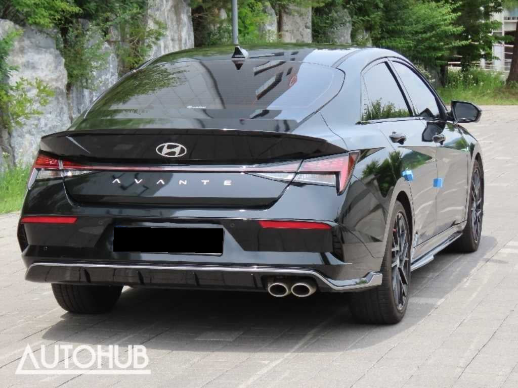 Hyundai Avante — photo 03