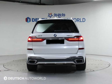 BMW X7 — photo 04