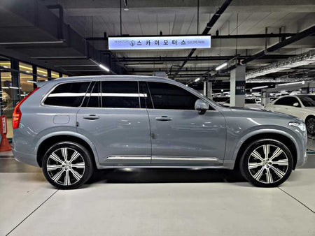 Volvo XC90 — photo 03