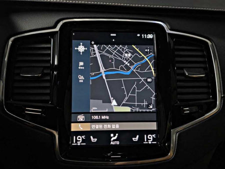 Volvo XC90 — photo 13