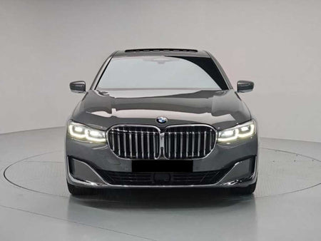 BMW 7-Series — photo 01