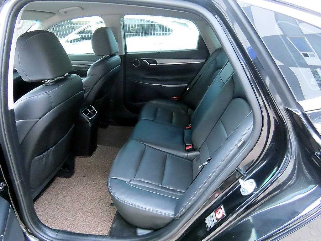 Hyundai Grandeur — photo 06