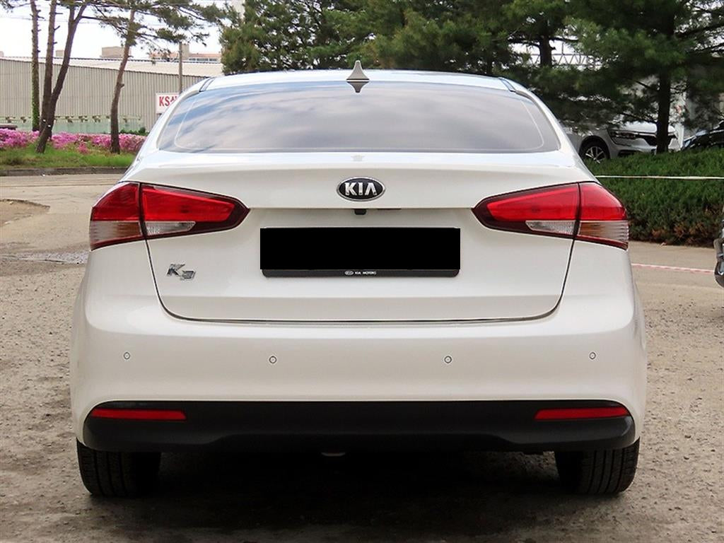 Kia K3 — photo 04