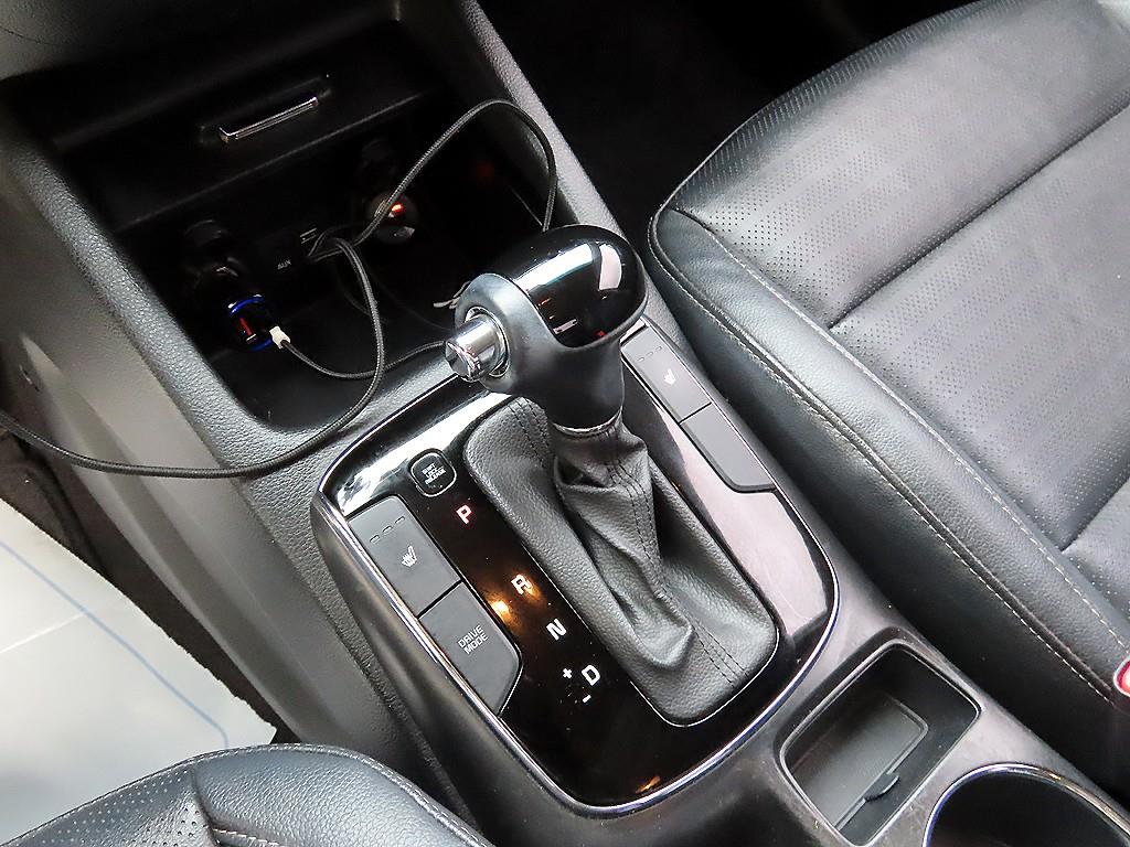 Kia K3 — photo 10