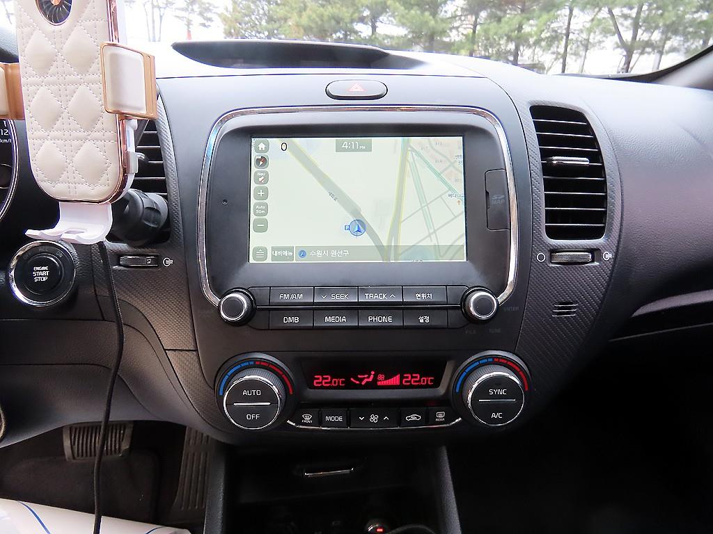 Kia K3 — photo 13