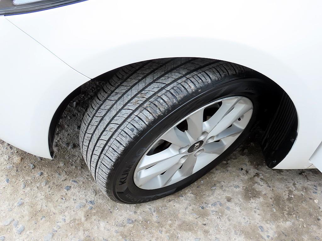 Kia K3 — photo 18
