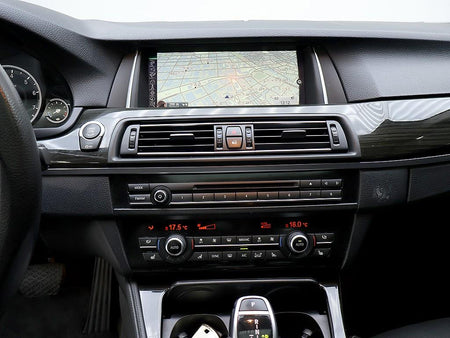 BMW 5-Series — photo 09
