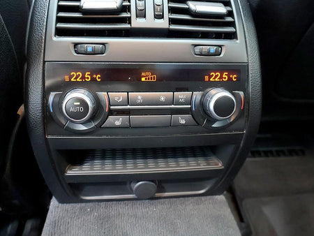 BMW 5-Series — photo 16