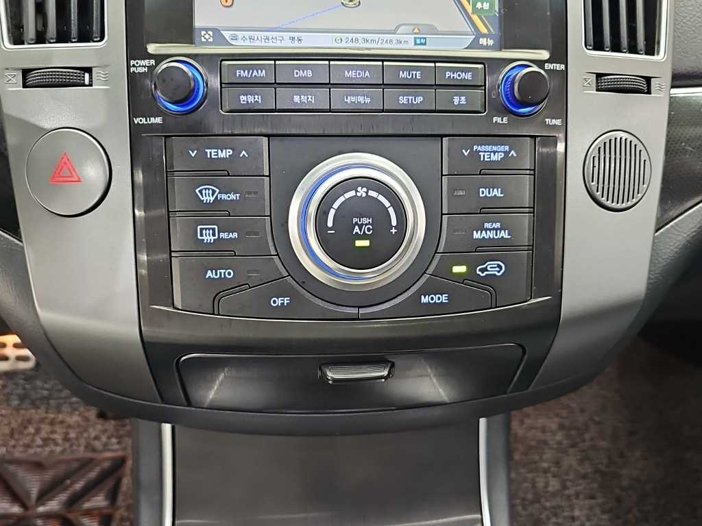 Hyundai Veracruz — photo 10