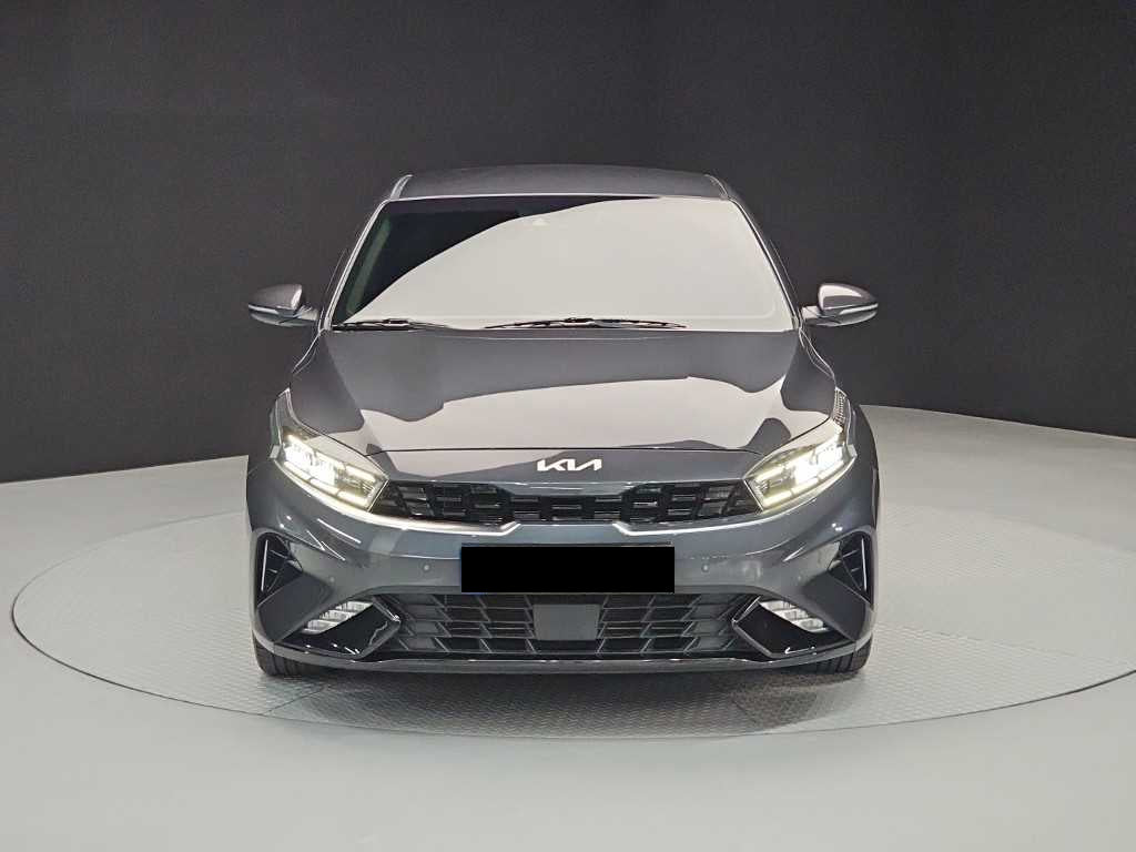 Kia K3 — photo 02