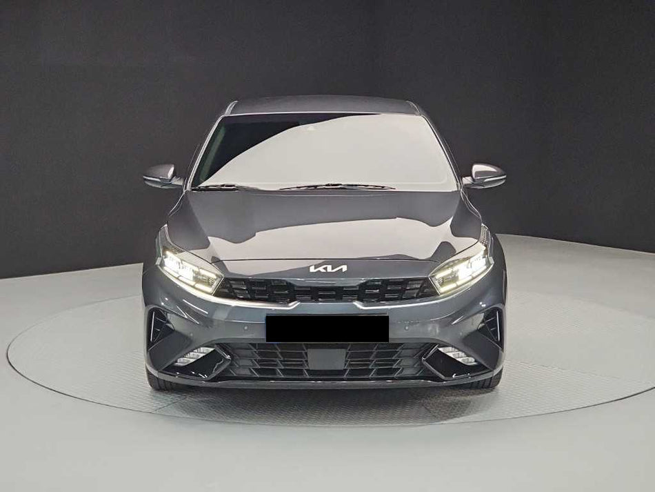 Kia K3 — photo 02