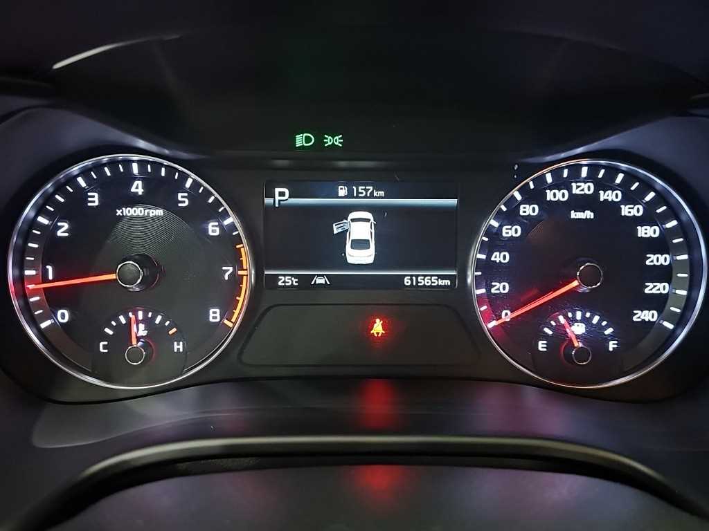 Kia K3 — photo 06