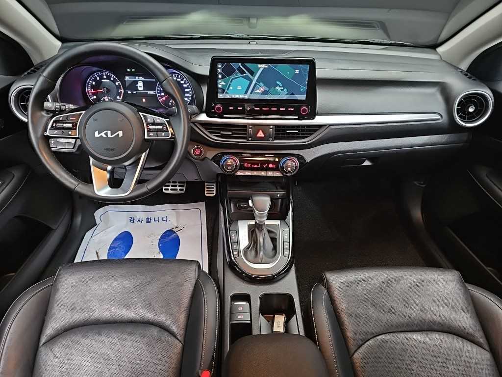 Kia K3 — photo 07