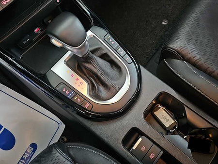Kia K3 — photo 08