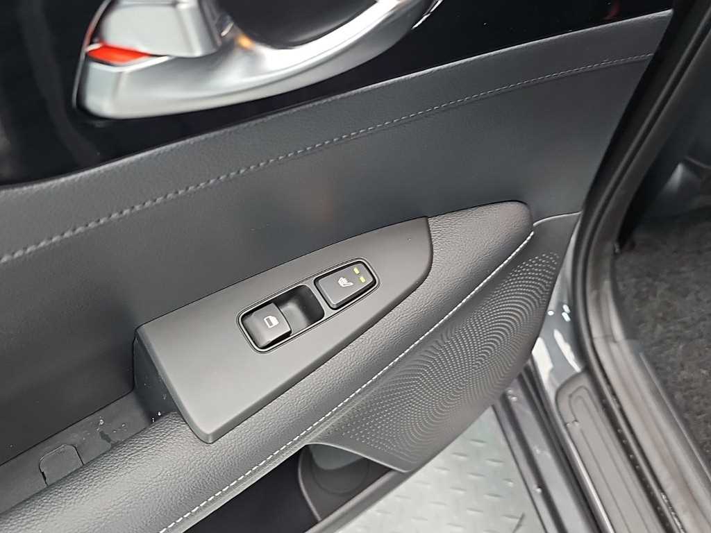 Kia K3 — photo 13