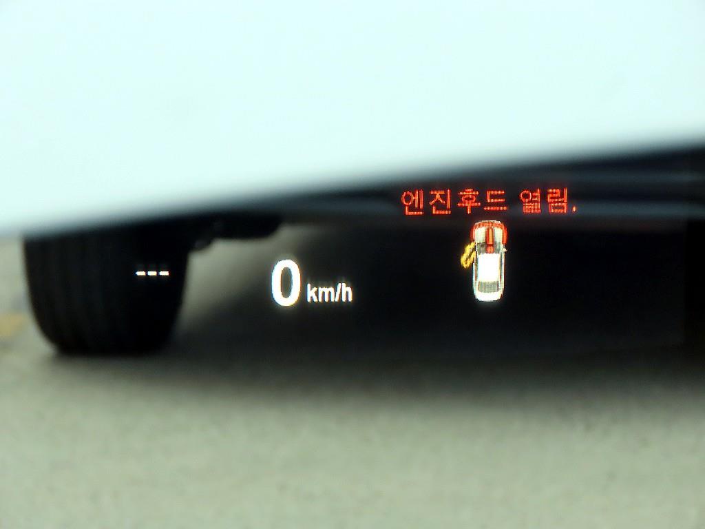 BMW 3-Series — photo 10