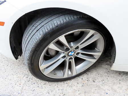 BMW 3-Series — photo 20