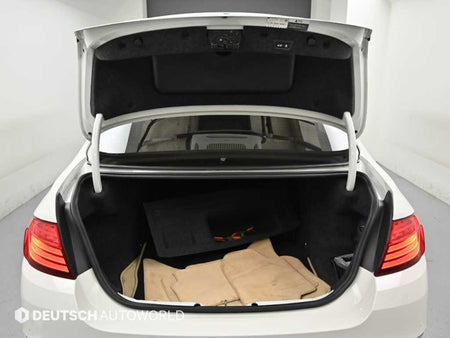 BMW 5-Series — photo 05
