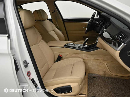 BMW 5-Series — photo 12
