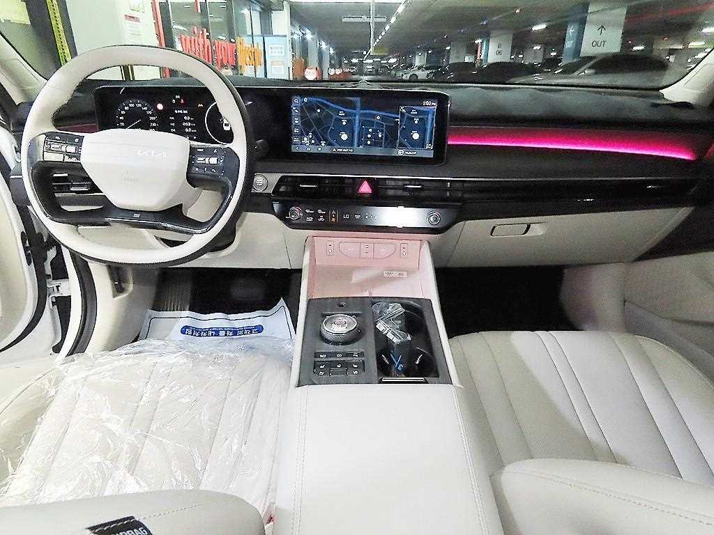 Kia K8 — photo 10