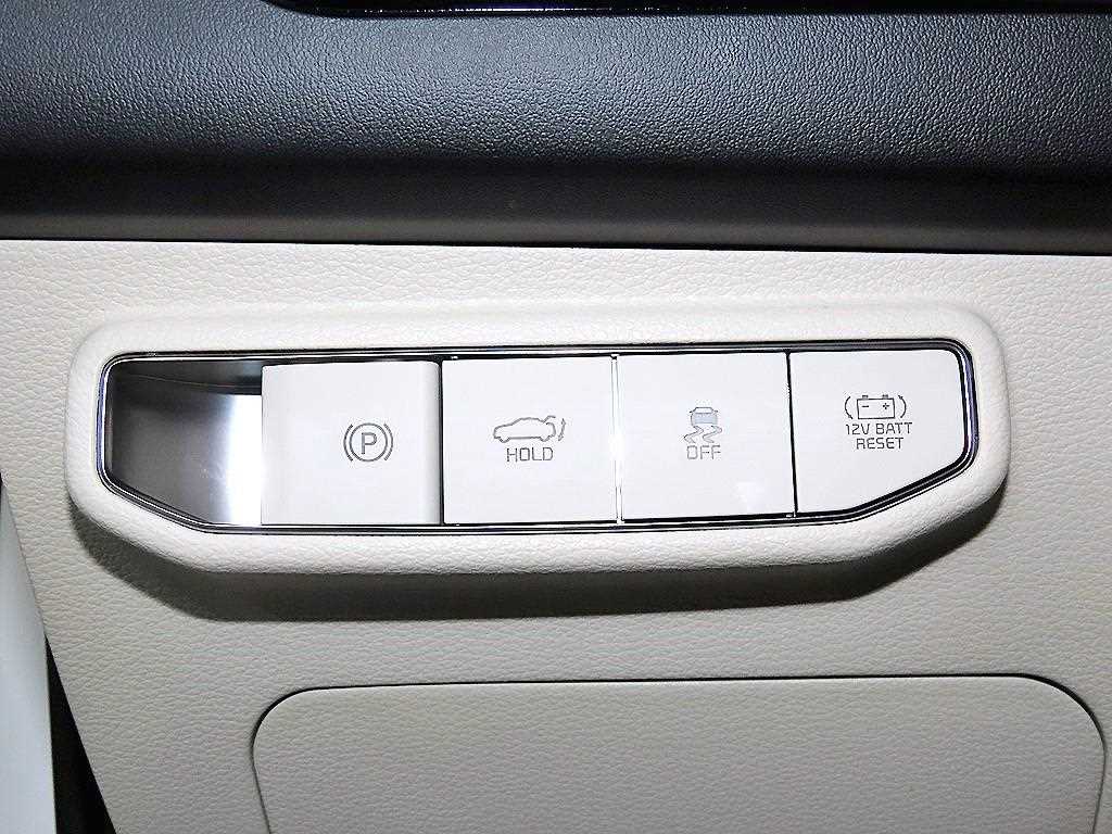 Kia K8 — photo 14