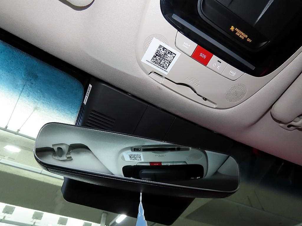 Kia K8 — photo 15