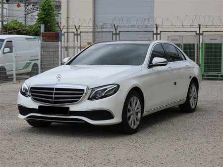 Mercedes-Benz E-Class — photo 02