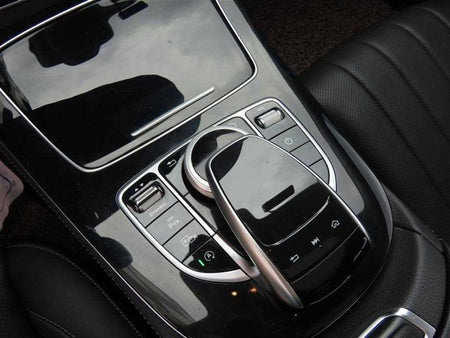 Mercedes-Benz E-Class — photo 15