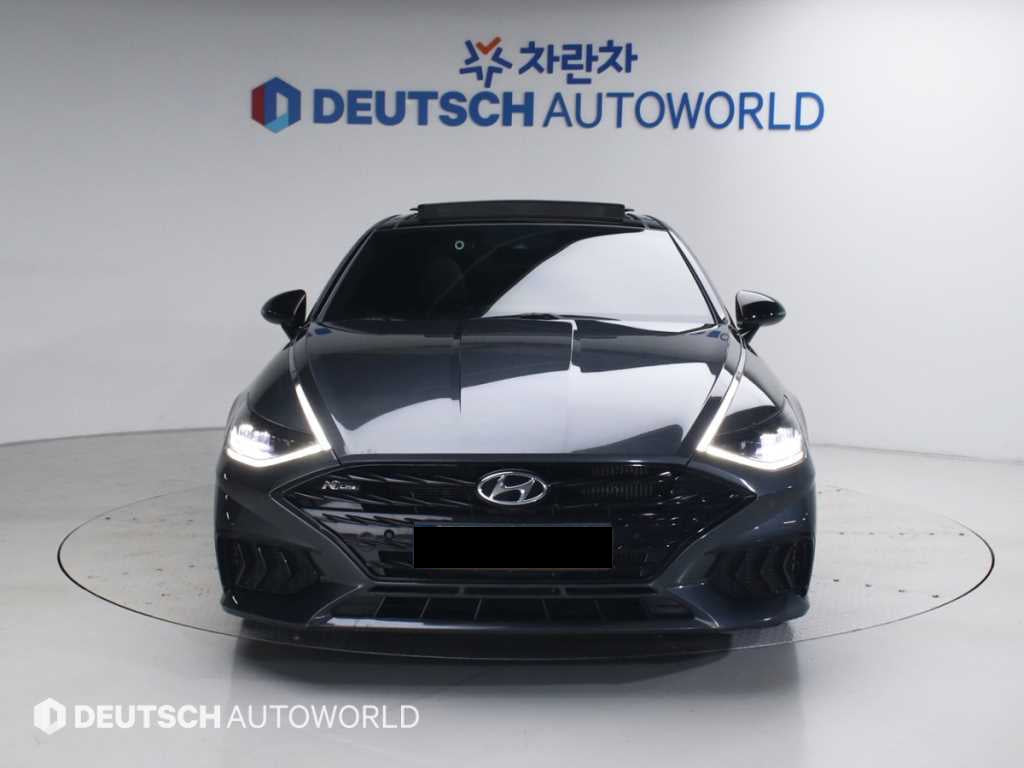 Hyundai Sonata — photo 03