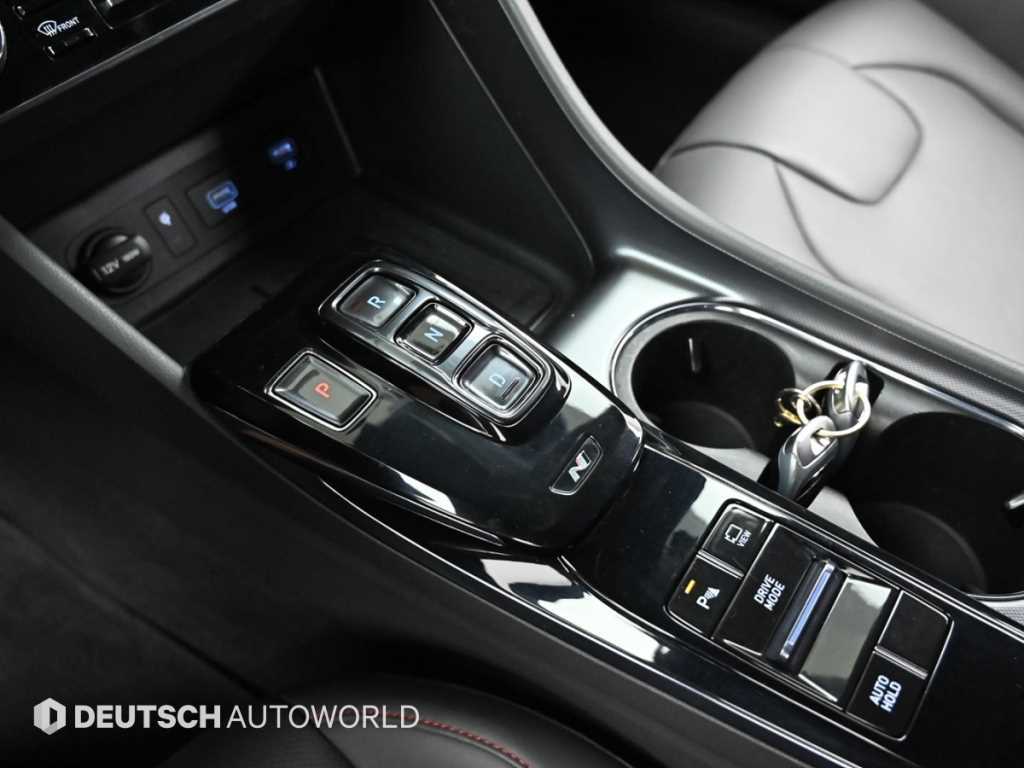 Hyundai Sonata — photo 18