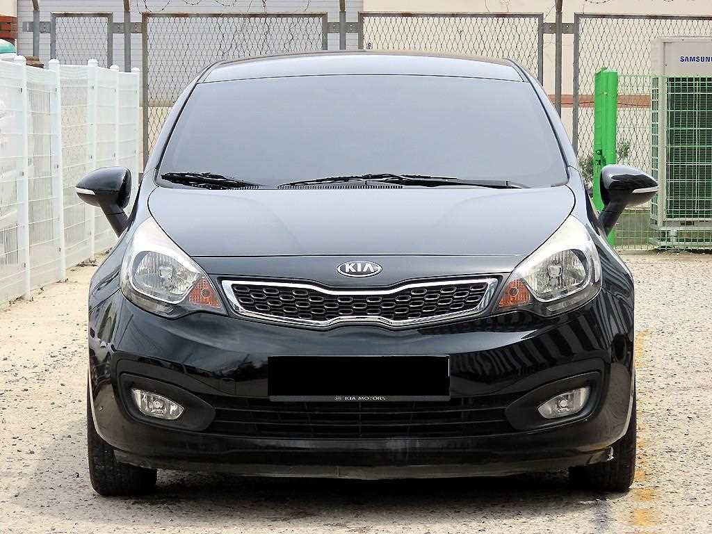 Kia pride — photo 01