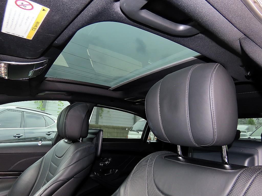Mercedes-Benz S-Class — photo 15