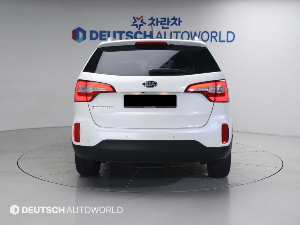 Kia Sorento — photo 04