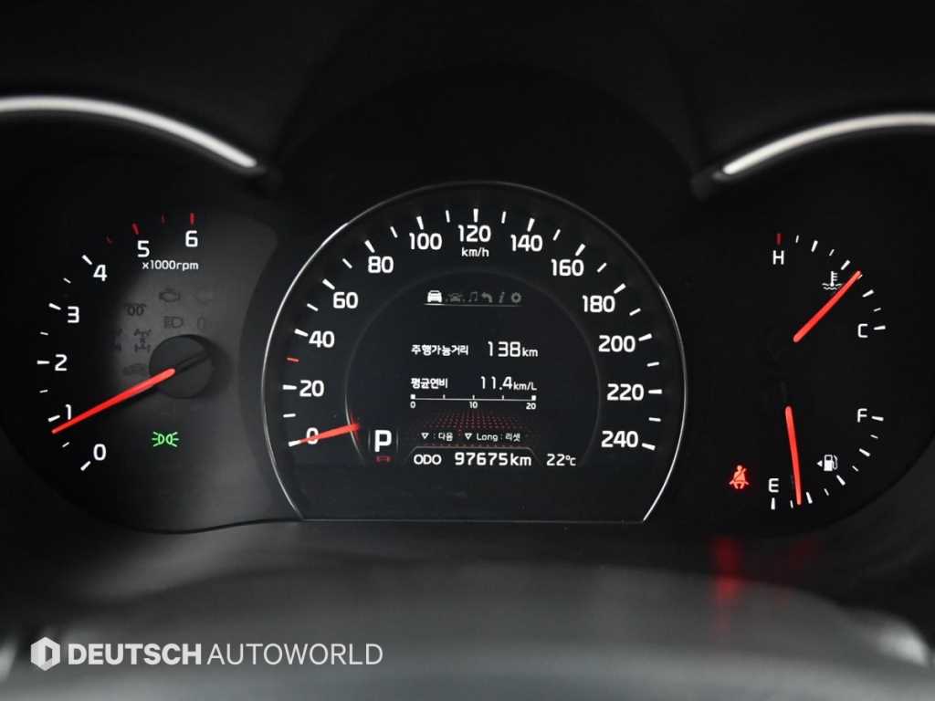 Kia Sorento — photo 08