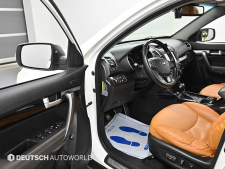 Kia Sorento — photo 11