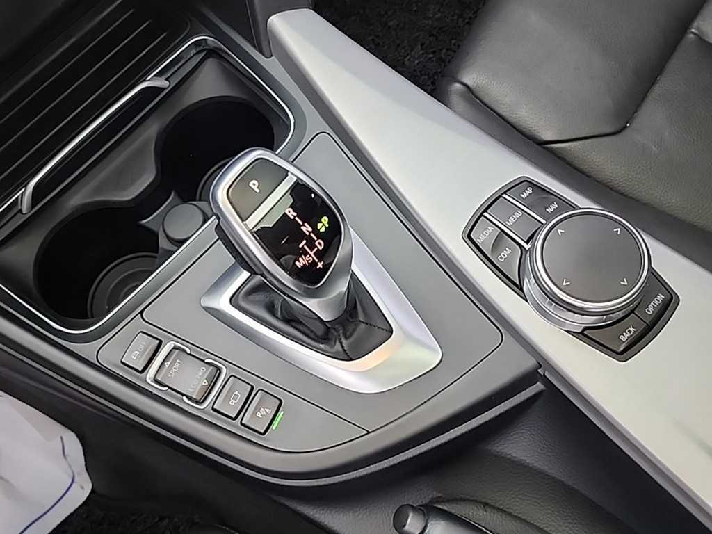 BMW 4-Series — photo 08