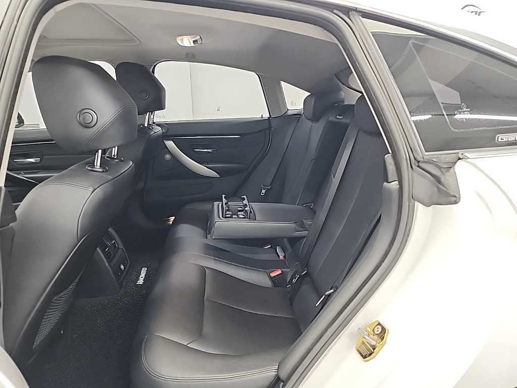 BMW 4-Series — photo 12