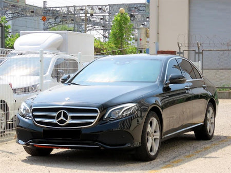 Mercedes-Benz E-Class — photo 01