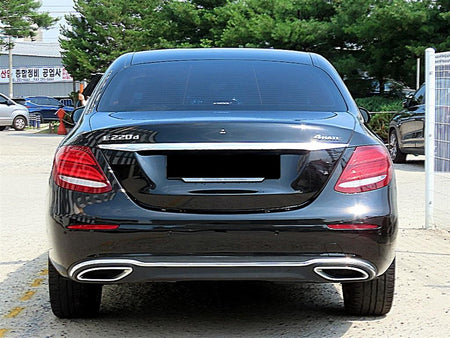 Mercedes-Benz E-Class — photo 04