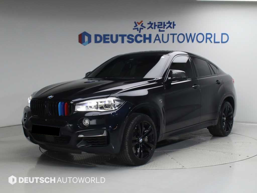 BMW X6 — photo 01