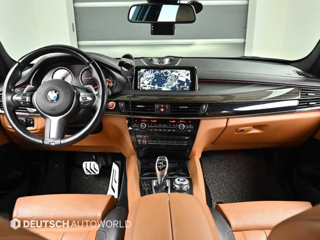 BMW X6 — photo 07