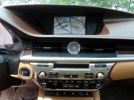 Lexus ES — photo 14