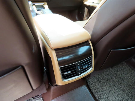 Lexus ES — photo 17