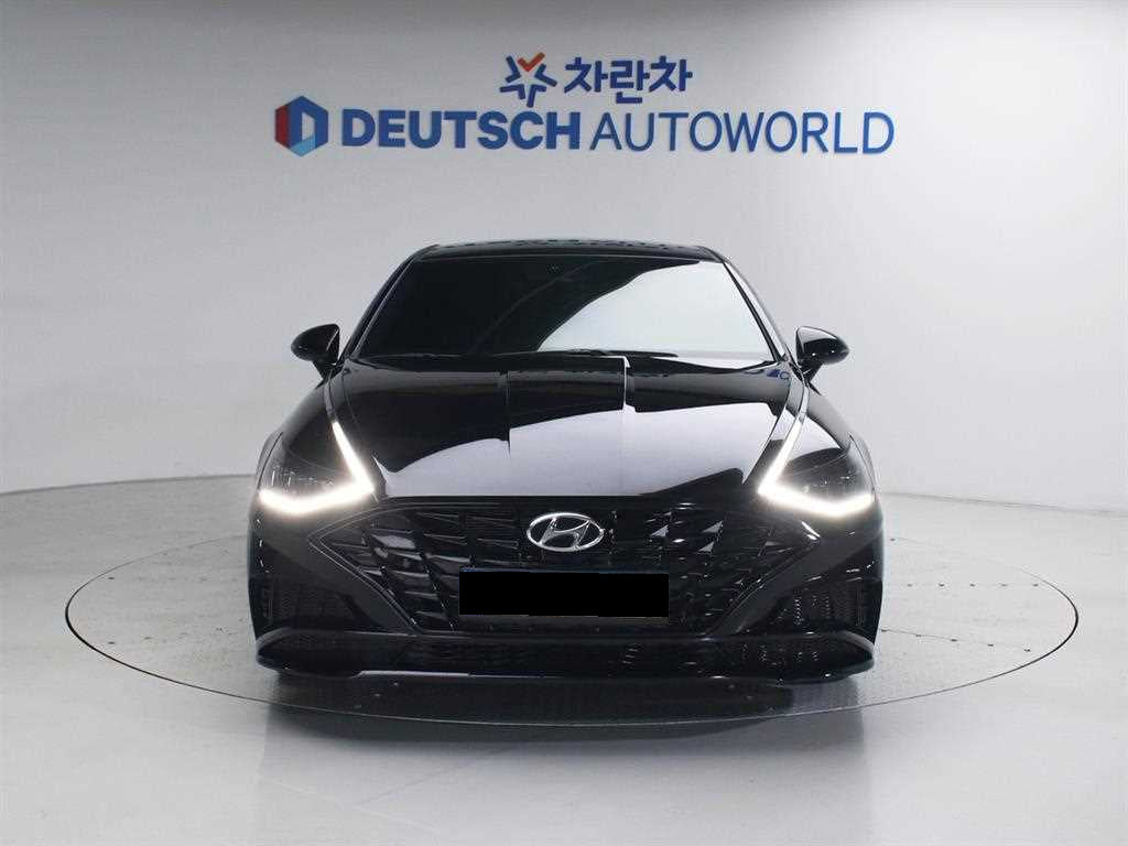 Hyundai Sonata — photo 03