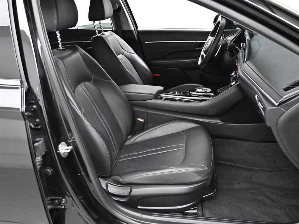 Hyundai Sonata — photo 10