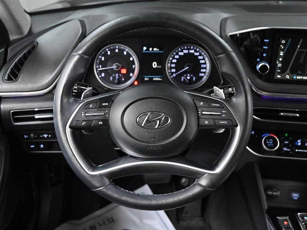 Hyundai Sonata — photo 13