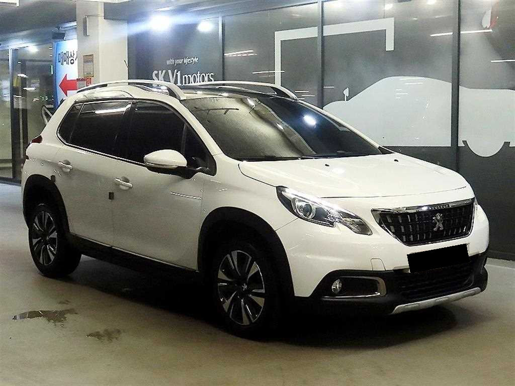 Peugeot 2008 — photo 01