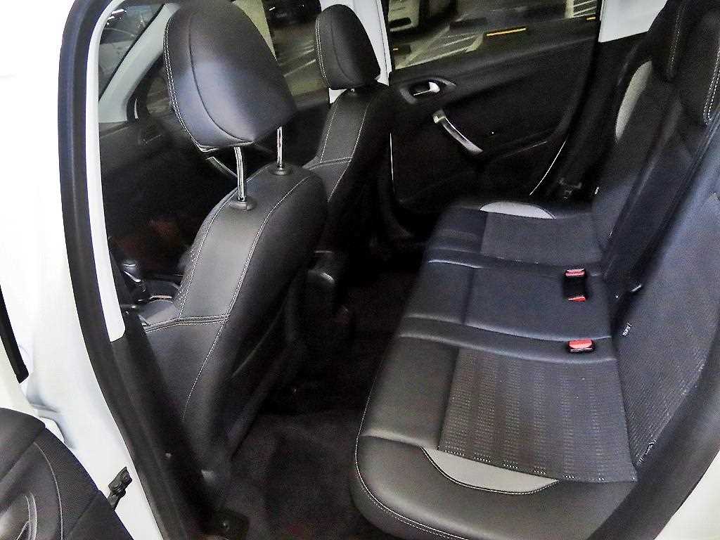 Peugeot 2008 — photo 07